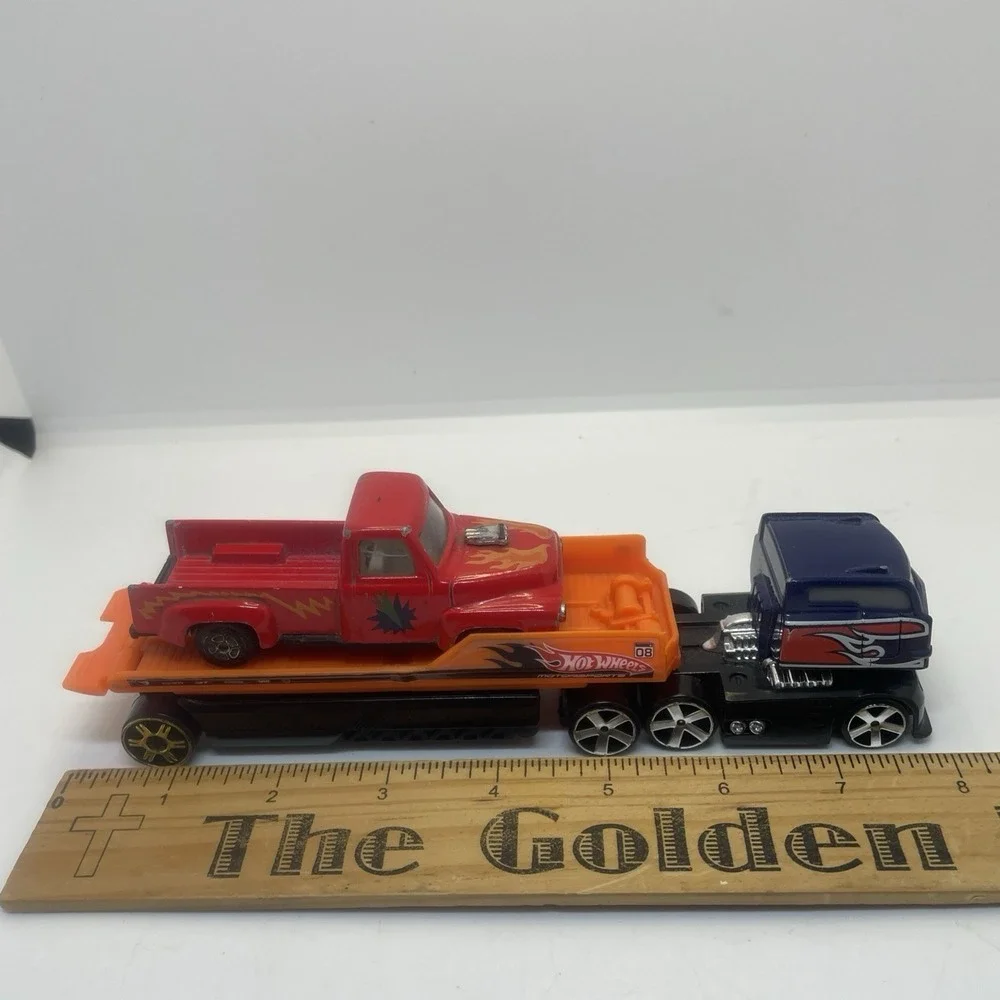HOT‎ WHEELS Semi Truck Flat Bed  MATTEL RETRO  2006 Vehicle Carrier Toy Cars
